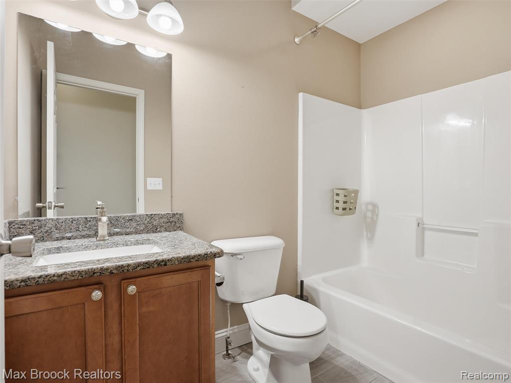 57103 Decora Park Boulevard, New Haven, MI 48048 — Photo 34