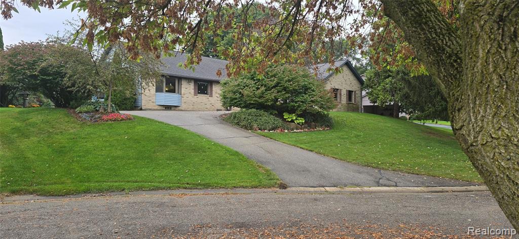 8637 Brazos Court, White Lake, MI — Photo 53