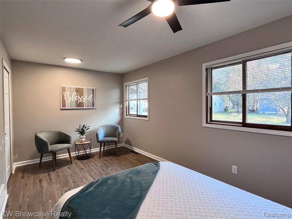 2034 E Nalone, Wixom, MI 48393 — Photo 15