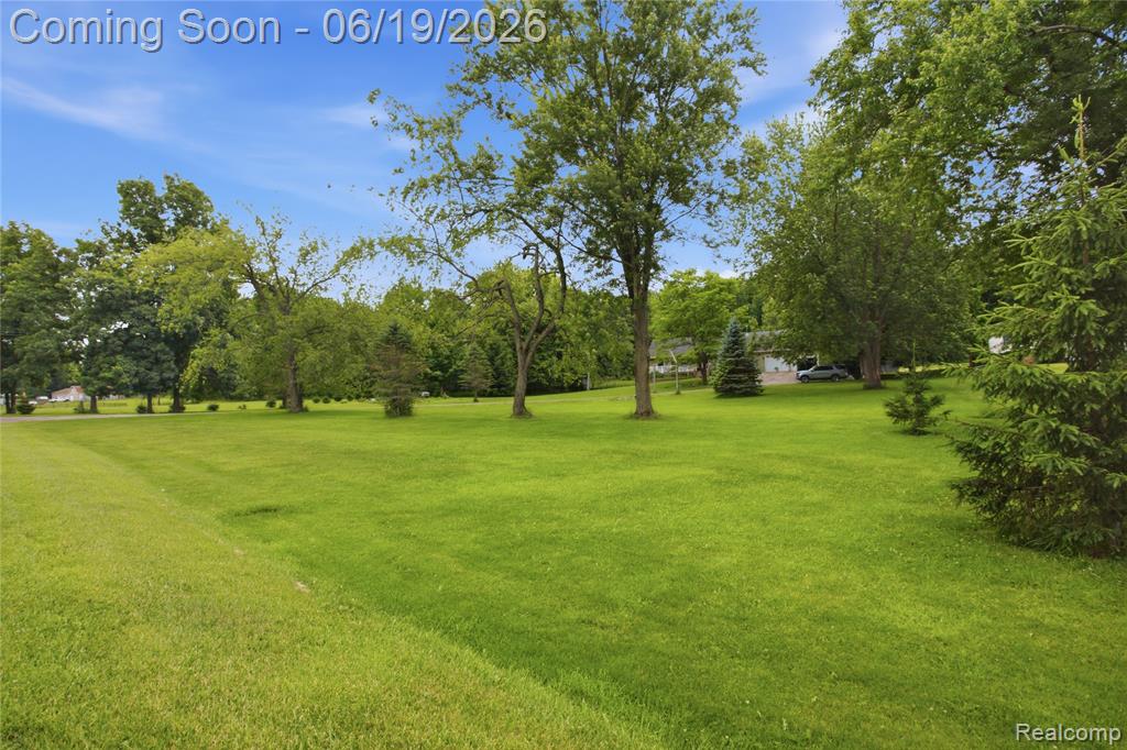 5739 Suntar Valley Drive, Fowlerville, MI 48836 — Photo 21