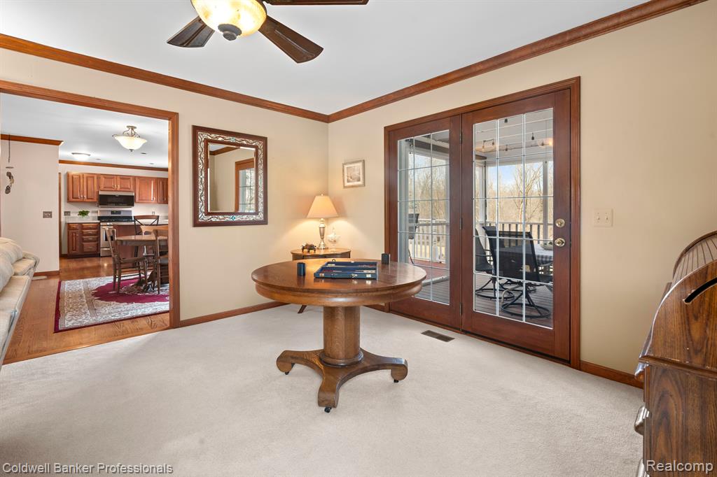 6253 7 MILE Road, South Lyon, MI 48178 — Photo 12