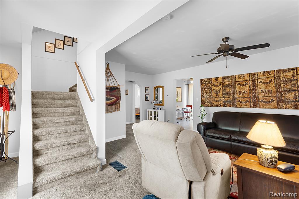 22827 Meridian Road, Grosse Ile, MI 48138 — Photo 22