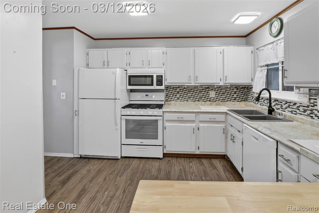 9722 Hamilton Street, Van Buren, MI 48111 — Photo 14