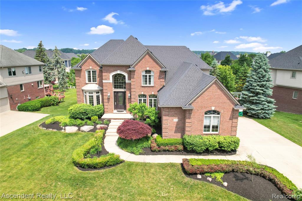 48392 Binghampton Drive, Northville, MI 48168 — Photo 45