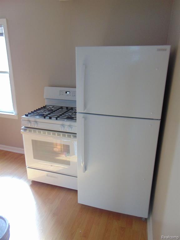8454 SHERMAN Avenue, Warren, MI 48089 — Photo 11
