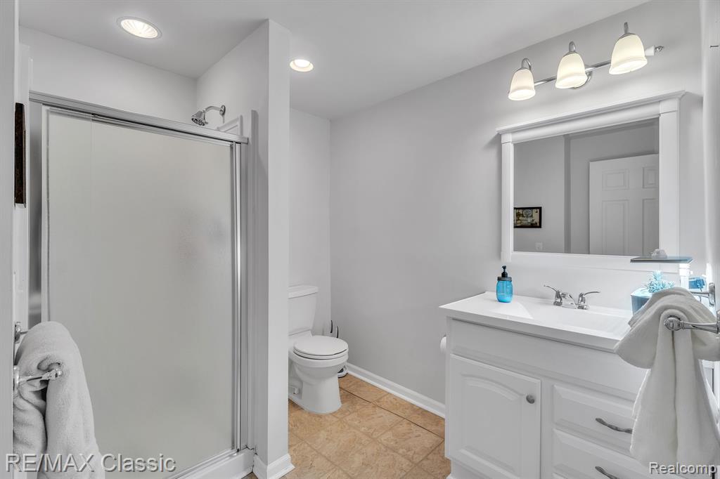 7842 BERWICK Drive, Ypsilanti, MI 48197 — Photo 40