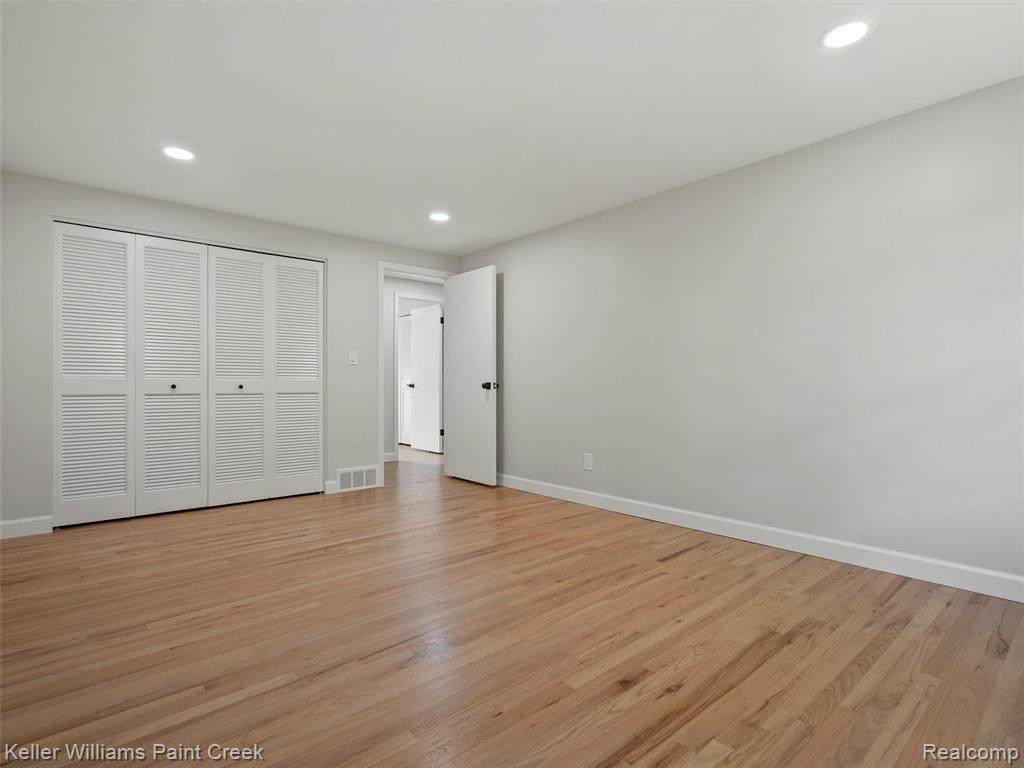 5925 Oakland Valley Drive, Rochester, MI 48306 — Photo 33