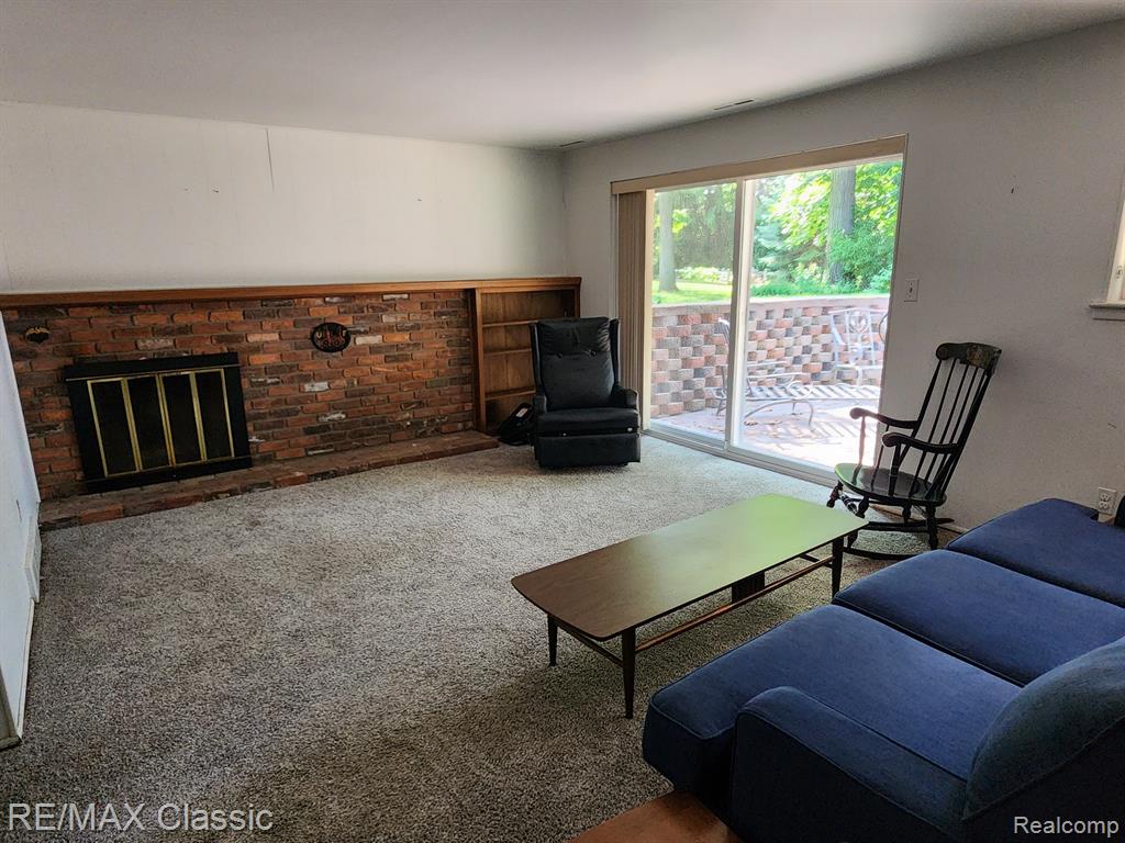 473 FOX RIVER Drive, Bloomfield Hills, MI 48304 — Photo 33