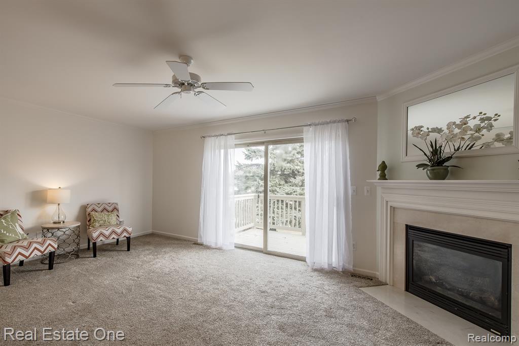 1277 Edelweiss Lane, Waterford, MI 48327 — Photo 9