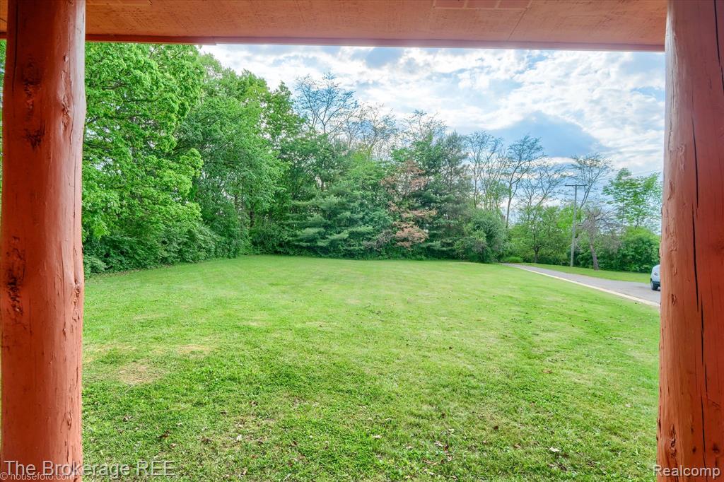 1077 Hadley Road, Lapeer, MI 48446 — Photo 5