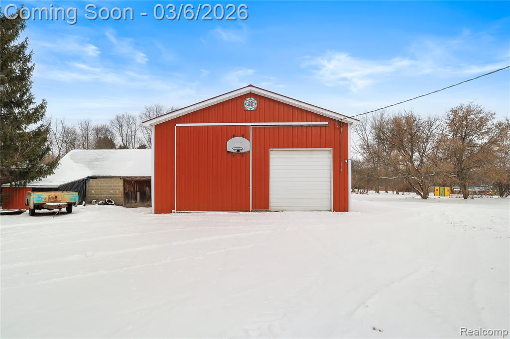 5194 Davison Road, Lapeer, MI 48446 — Photo 32