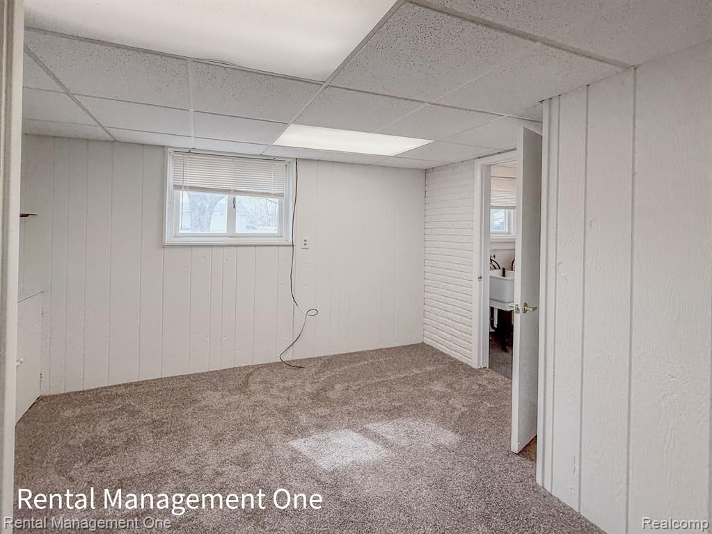 5604 HAYMEADOW Drive, West Bloomfield, MI — Photo 26