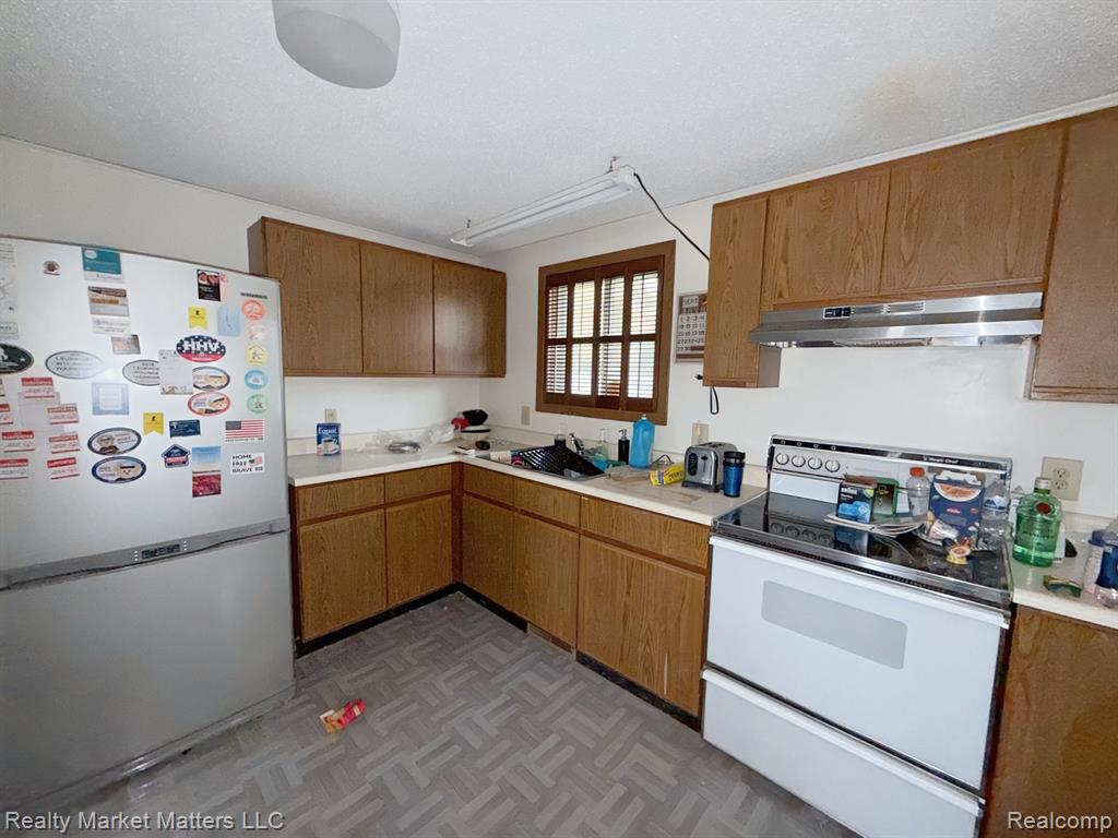 1530 Riley Center Road, Riley, MI — Photo 4