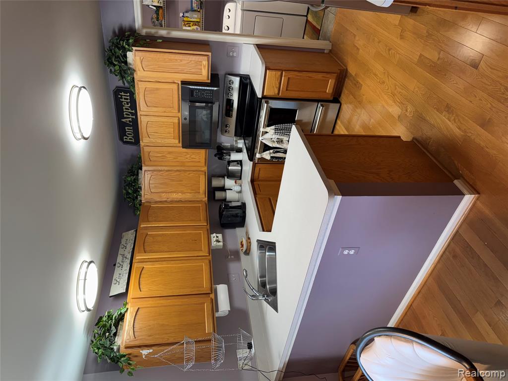 1017 Elmwood Drive, 5, Brighton, MI 48116 — Photo 5