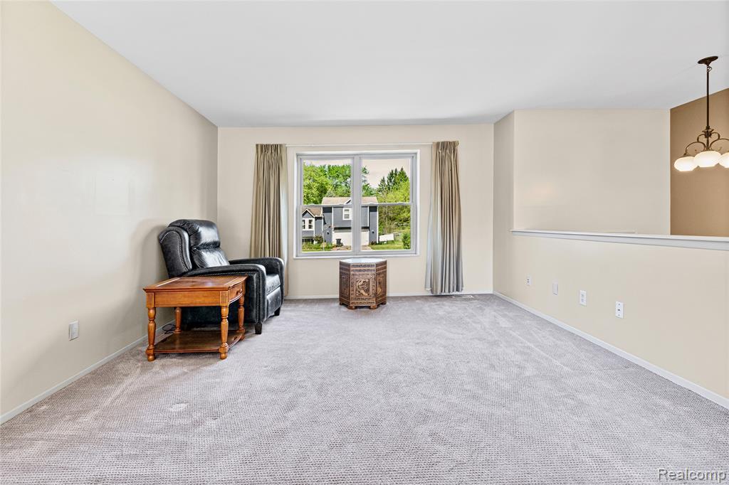 6059 Stockbridge Commons Trail, Grand Blanc, MI 48439 — Photo 12