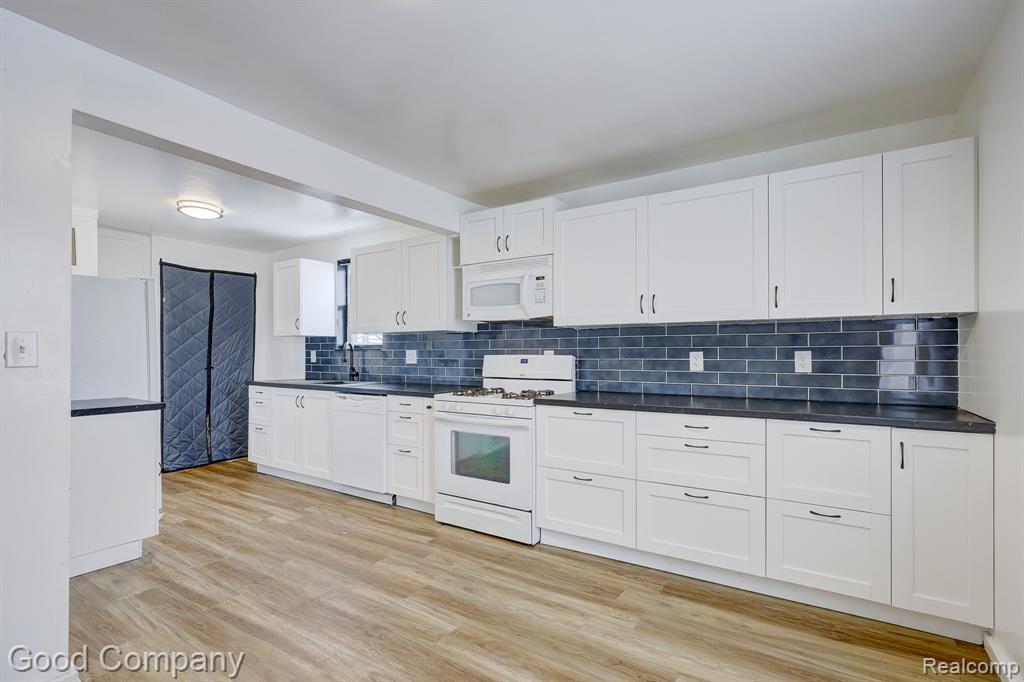 298 Oregon Street, Ypsilanti, MI 48198 — Photo 19