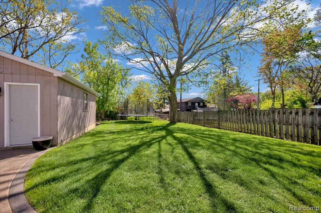 3853 N MILL Road, Dryden, MI 48428 — Photo 31
