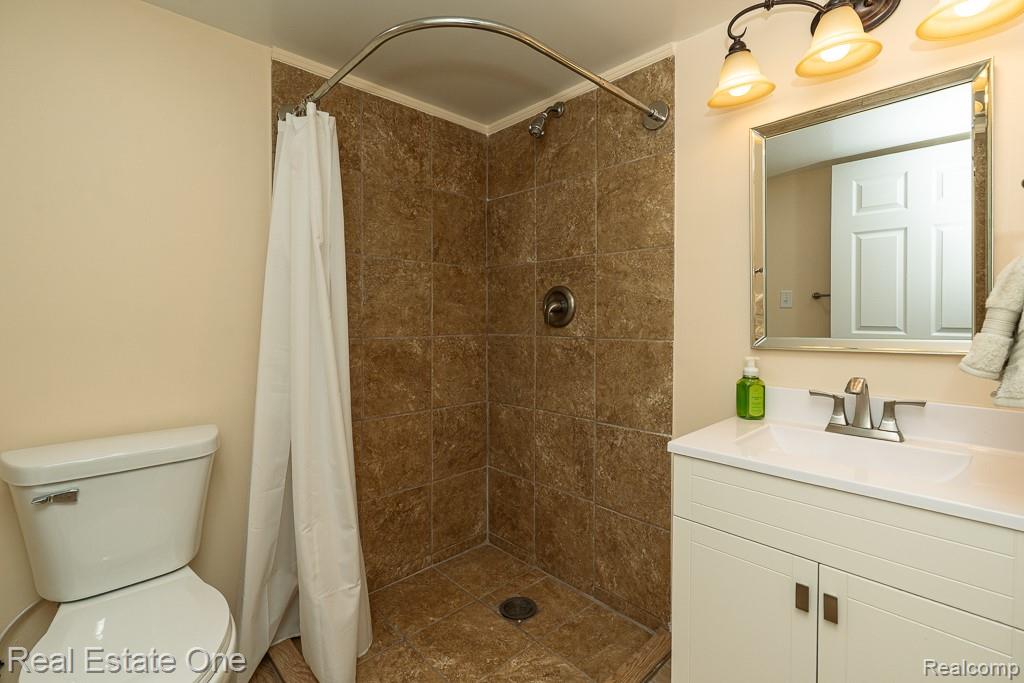 4833 Harding Avenue, Clarkston, MI — Photo 28