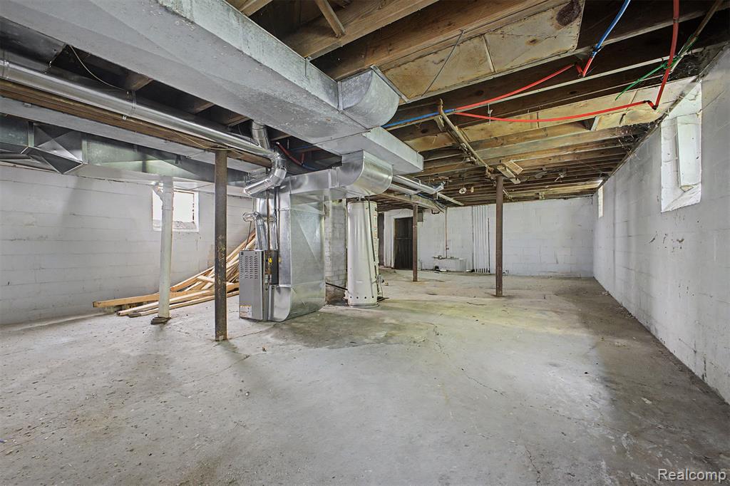 9275 Appoline Street, Detroit, MI 48228 — Photo 42