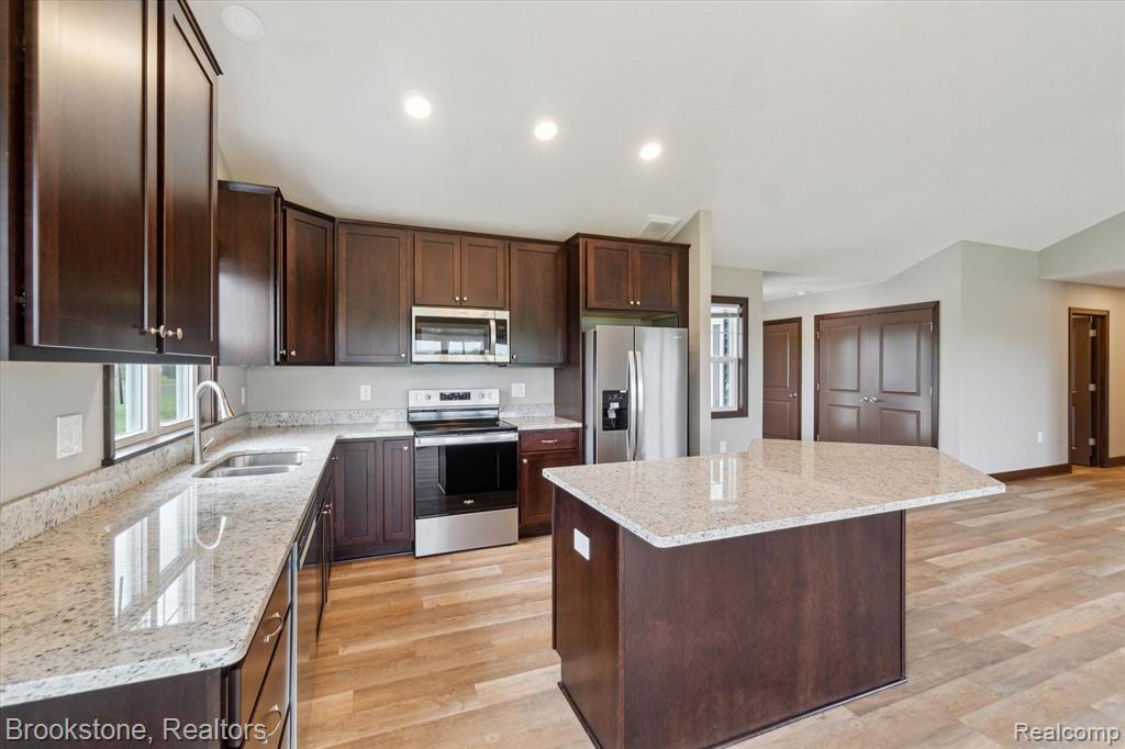 4050 CAYMAN Drive, Dewitt, MI 48820 — Photo 54