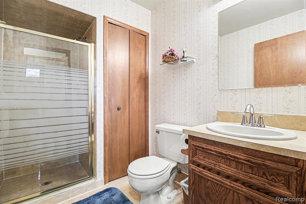 421 Drexelgate Parkway, Rochester Hills, MI 48307 — Photo 20