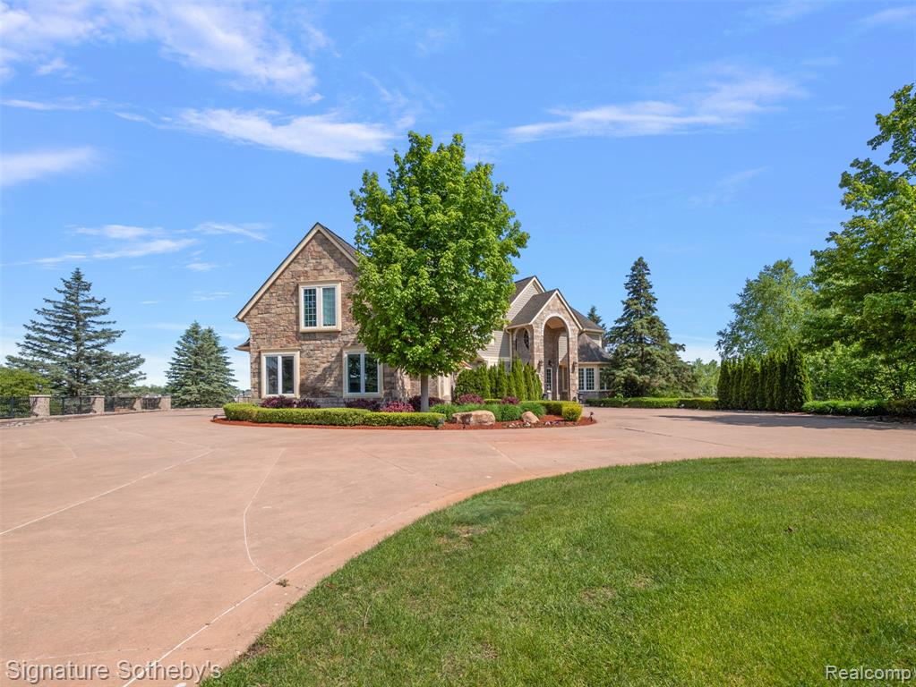 10611 Lighthouse Point, South Lyon, MI 48178 — Photo 53
