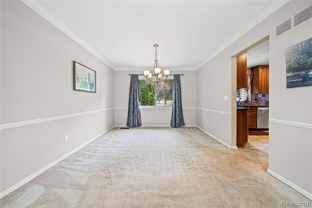41846 Sutters Lane, Northville, MI 48168 — Photo 9