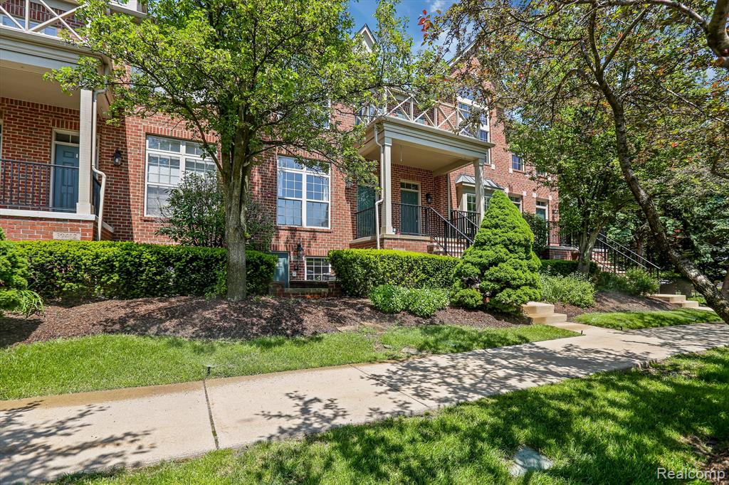 39410 SPRINGWATER Drive, Northville, MI 48168 — Photo 3