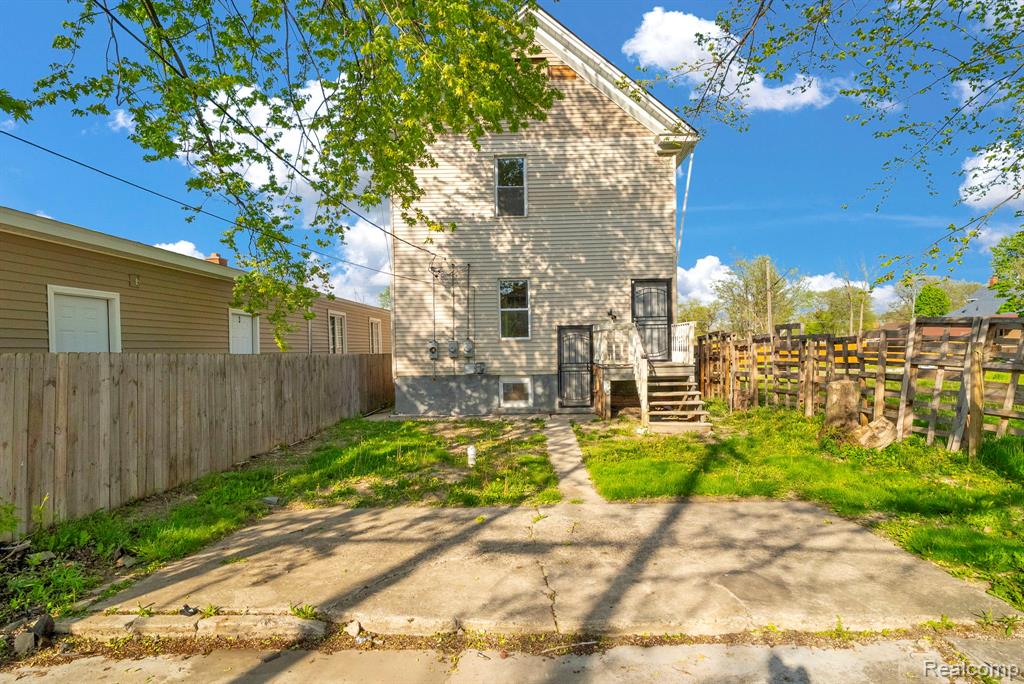 6423 Hazlett Street, Detroit, MI 48210 — Photo 45