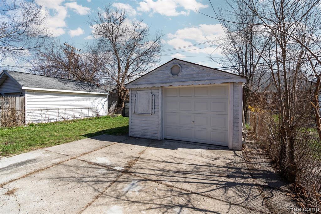 6124 LODEWYCK Street, Detroit, MI 48224 — Photo 11