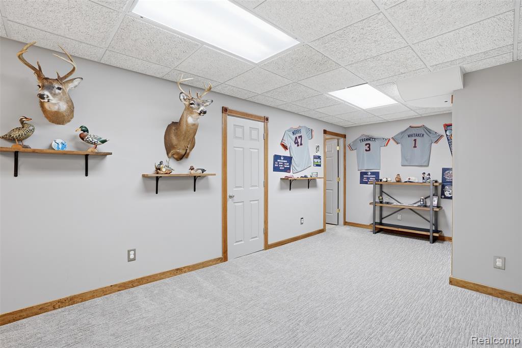 8235 Ironwood Drive, Pinckney, MI 48169 — Photo 27