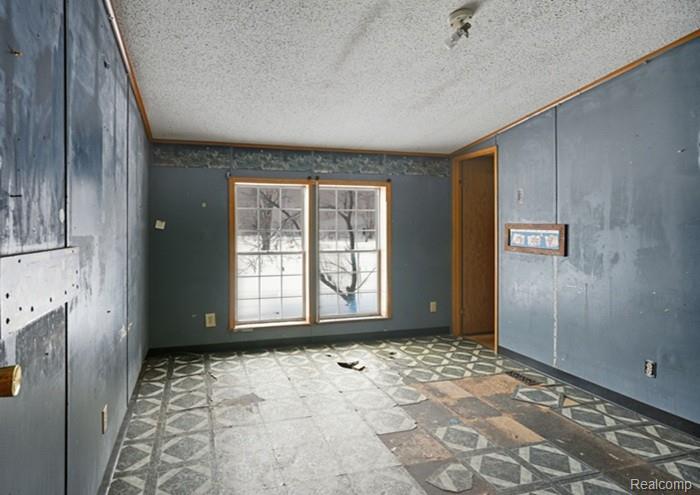 16503 Doyle Road, Hemlock, MI 48626 — Photo 9