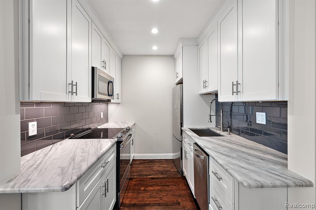 15 E Kirby Street, 307, Detroit, MI 48202 — Photo 33
