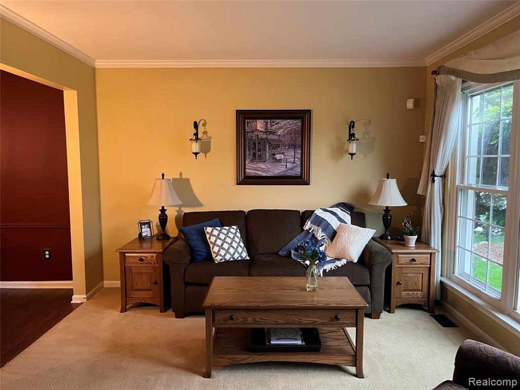560 Thornridge Drive, Rochester Hills, MI 48307 — Photo 7
