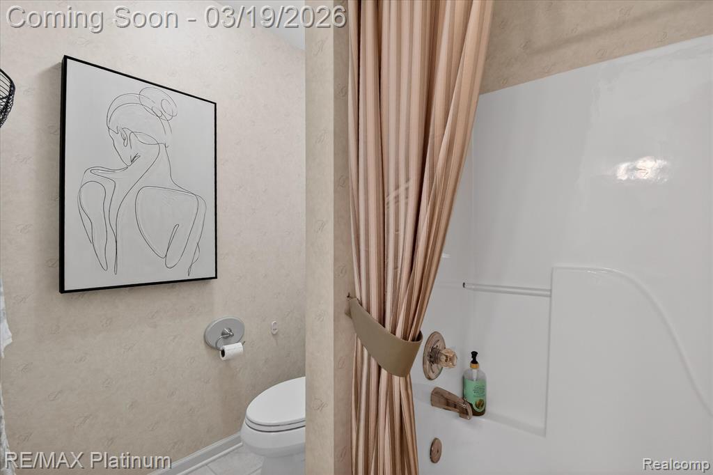 501 Snowfall Court, Howell, MI 48843 — Photo 29