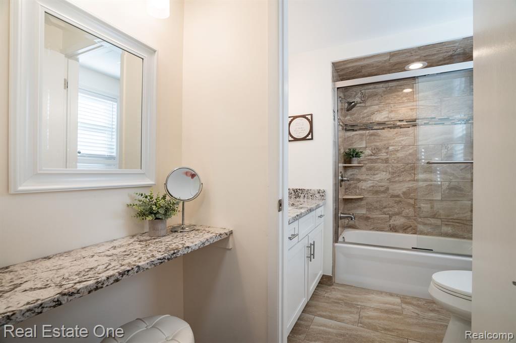 4995 Stoddard Drive, Troy, MI 48085 — Photo 20