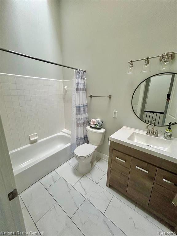 38887 Country Circle, Farmington Hills, MI 48331 — Photo 20