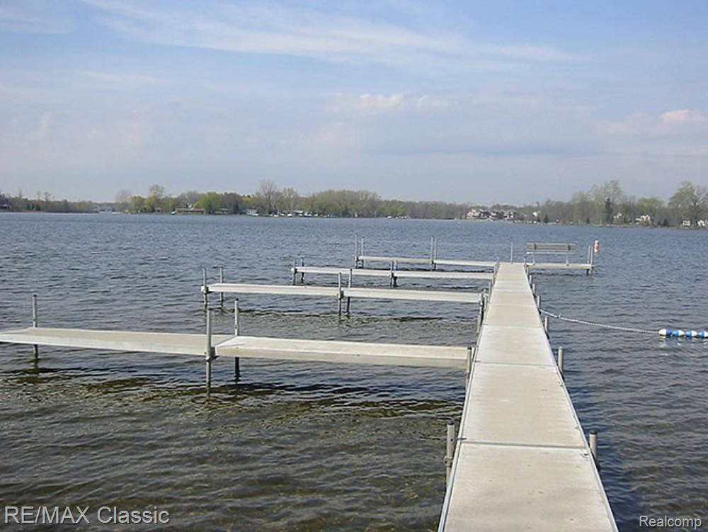 4836 Sundew Street, Commerce Twp, MI 48382 — Photo 34
