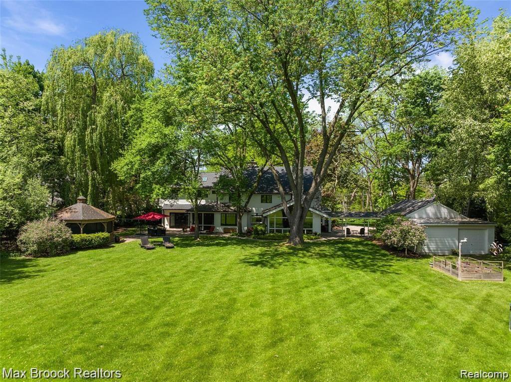 5905 Wing Lake Road, Bloomfield Hills, MI 48301 — Photo 43