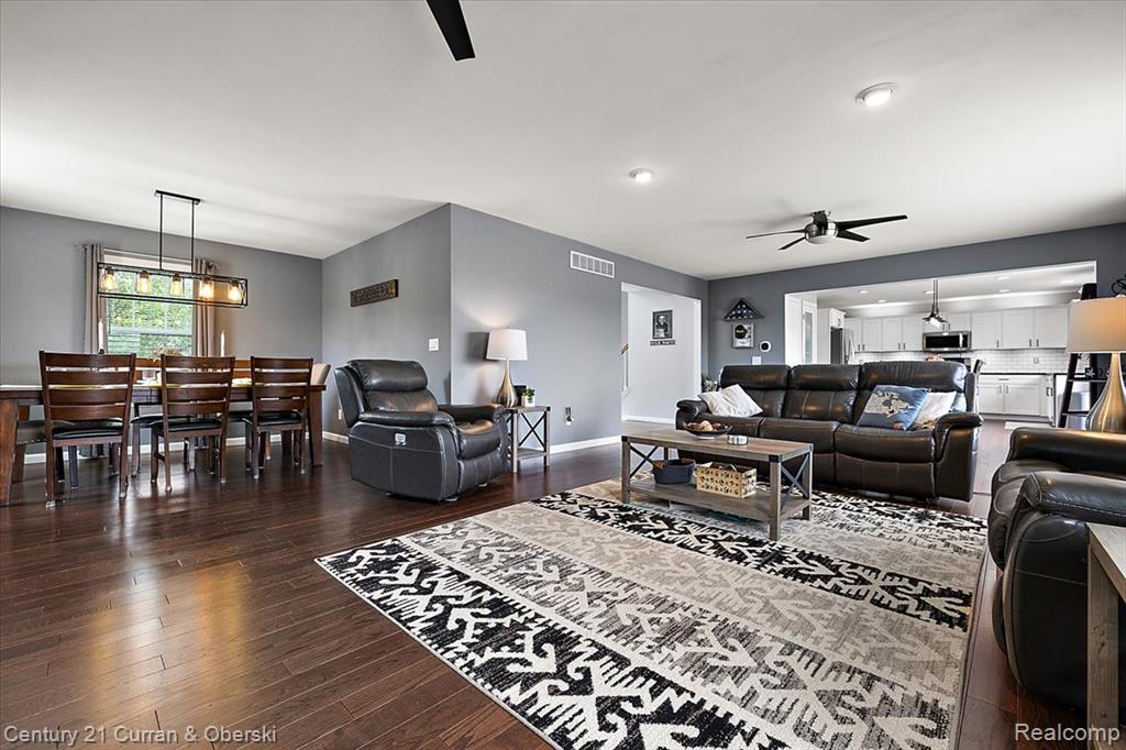 4617 S Quarry Creek, White Lake, MI 48383 — Photo 12