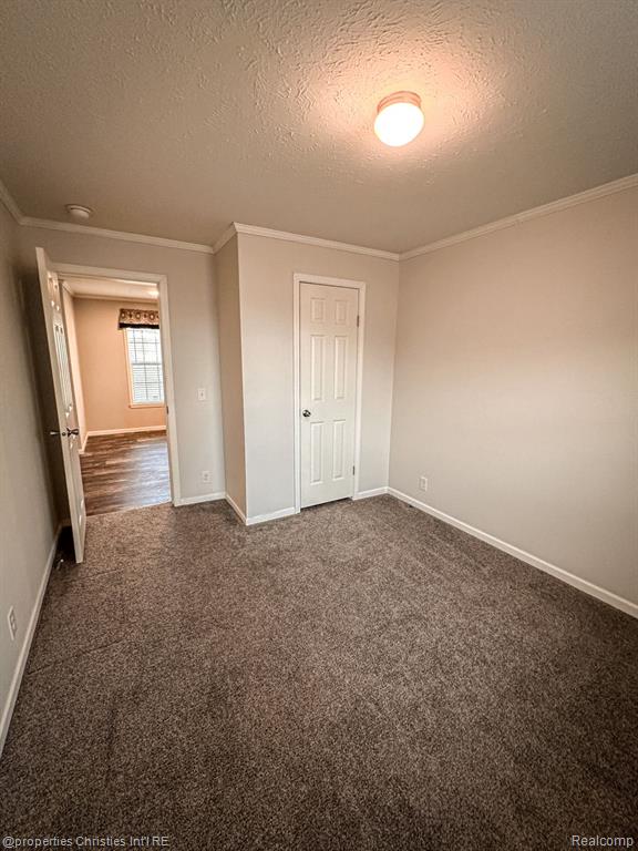 11201 SPRING ARBOR, South Lyon, MI 48178 — Photo 16