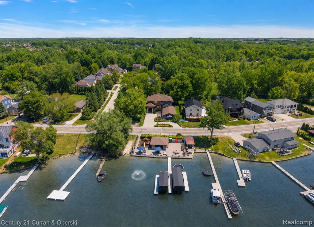 1345 E Lake Drive, Novi, MI 48377 — Photo 5
