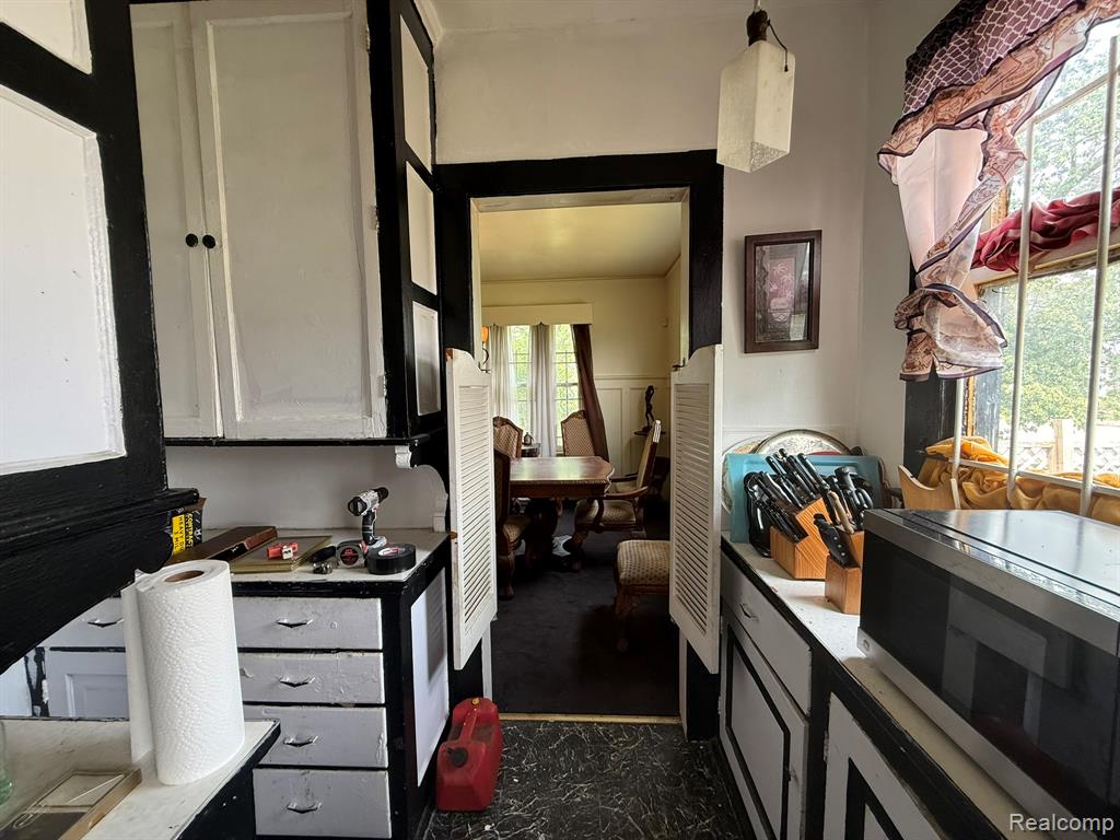 348 Josephine Street, Detroit, MI 48202 — Photo 12
