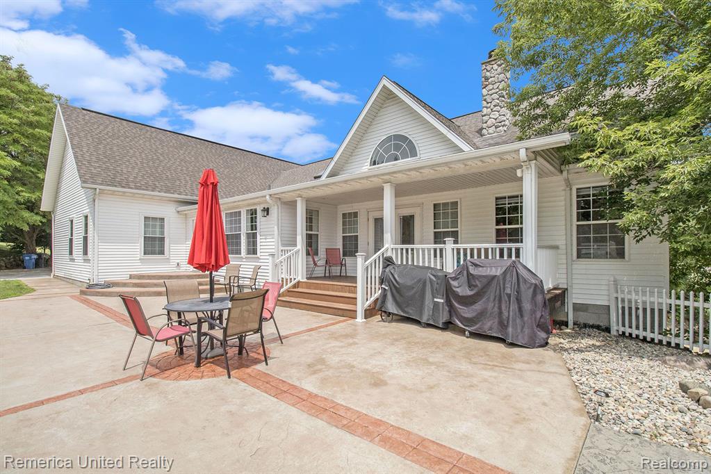6740 HERBST Road, Brighton, MI 48114 — Photo 7