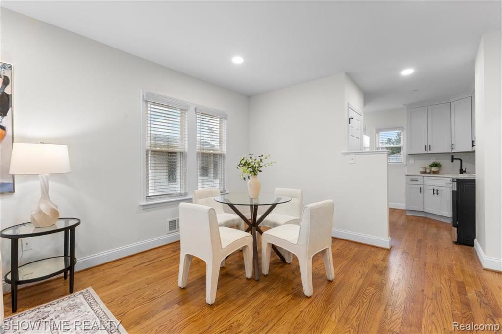 418 E Woodland Street, Ferndale, MI 48220 — Photo 10