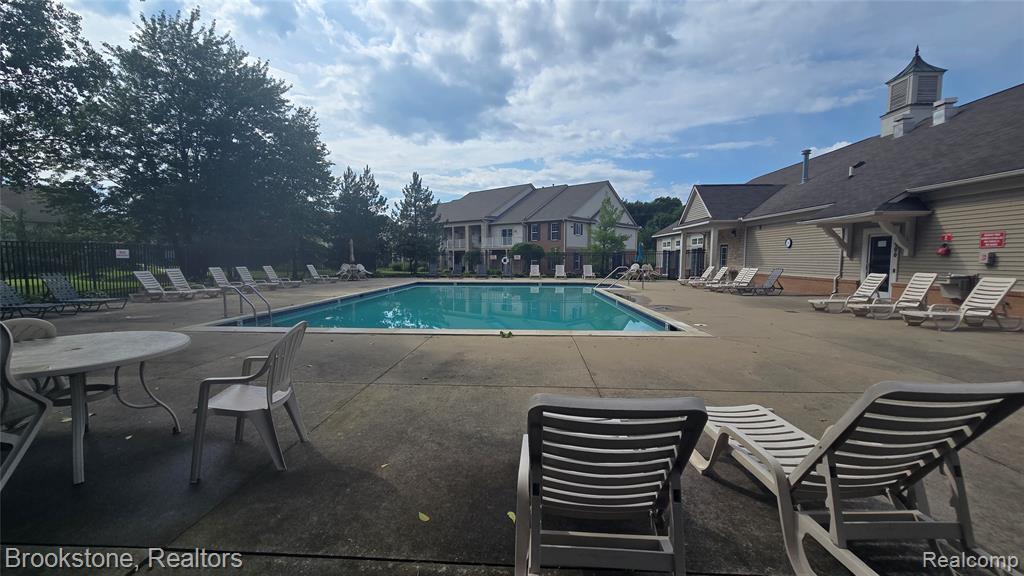 1976 Pinecroft Drive, 194, Canton, MI 48188 — Photo 29