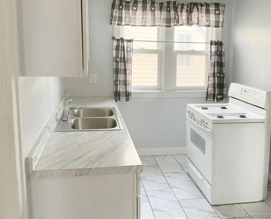13924 Roselawn Street, Detroit, MI 48238 — Photo 14
