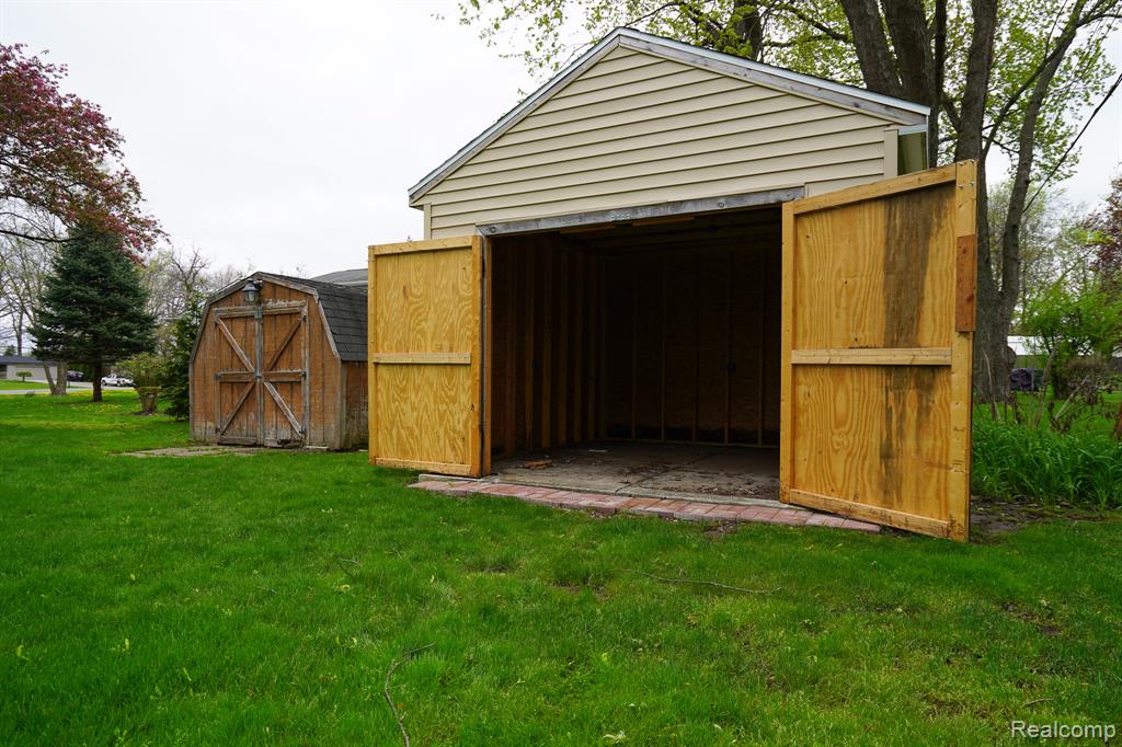 4156 McCandlish Road, Grand Blanc, MI 48439 — Photo 77