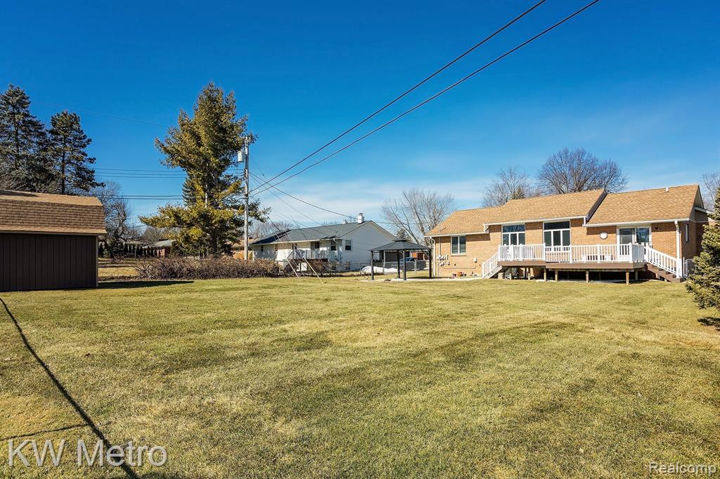 55 BOYKEN Road, Rochester Hills, MI 48307 — Photo 38