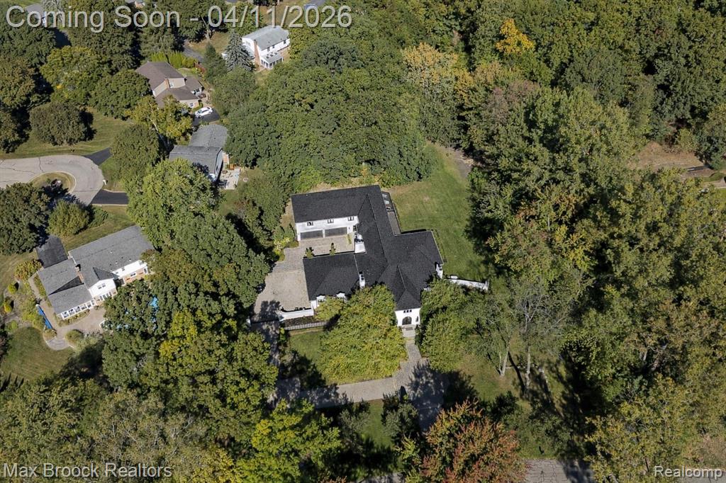 5190 Clarendon Crest Street, Bloomfield Hills, MI, 48302